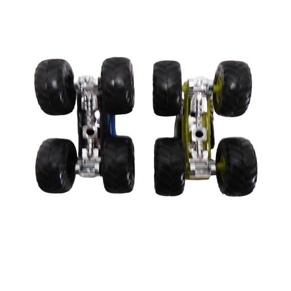 Lot Of 2 Hot Wheels Monster Trucks Bone Shaker & Rodger Dodger Toy - Picture 6 of 6